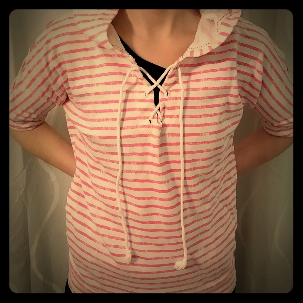 Women's short-sleeve cotton poly top with hood.